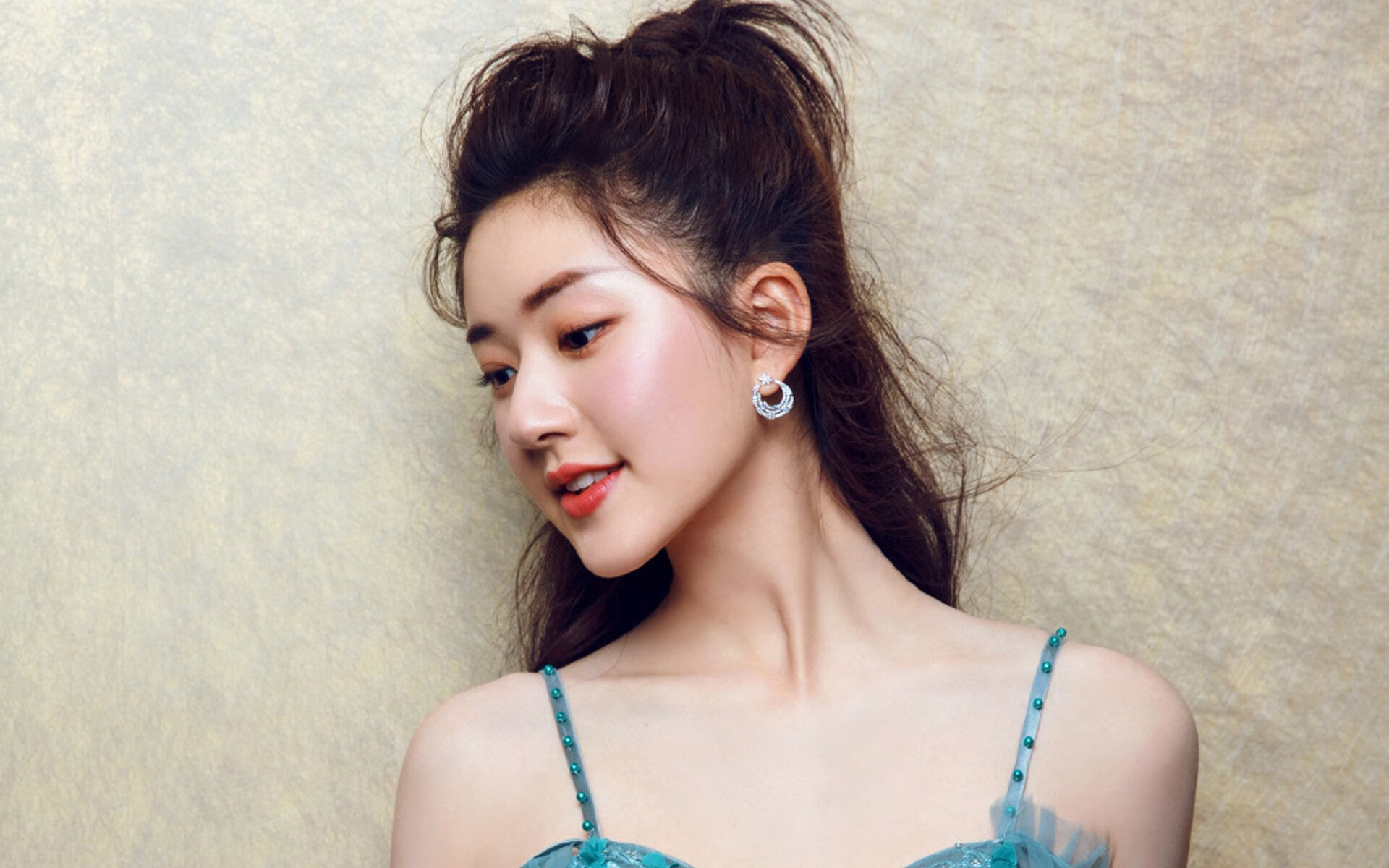 爱游戏 电竞-上海久事新签外援表现迅速适应，上海久事为什么能上两个外援