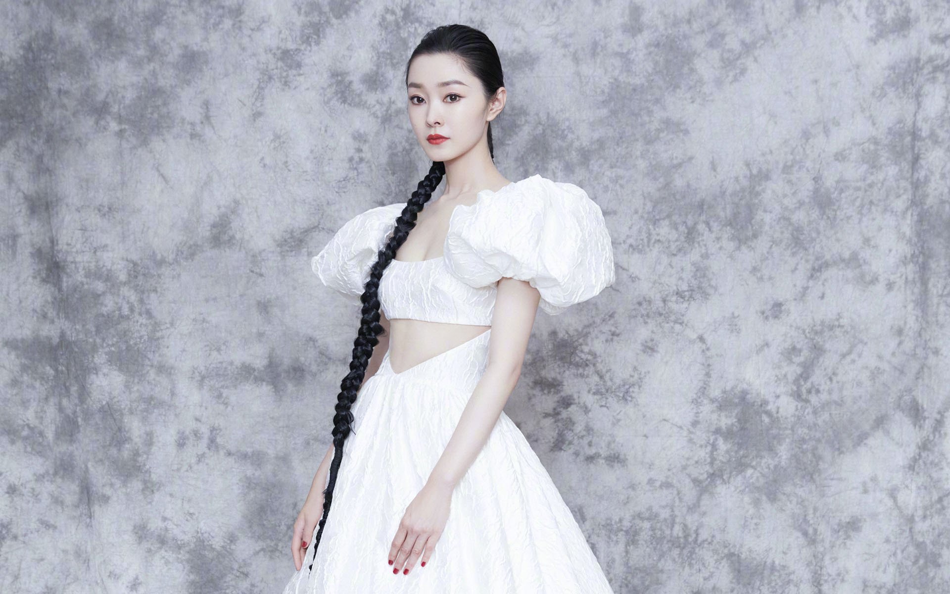 爱游戏中国官方登录入口网站-阿森纳边锋伤愈复出，球队攻击力大增，阿森纳最强右边锋